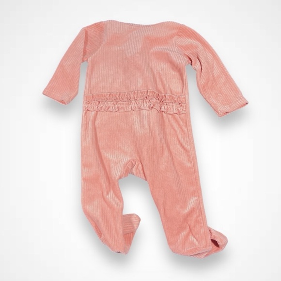 4/$20 Charlotte & Star Ruffled Pink Sleeper - Picture 3 of 4